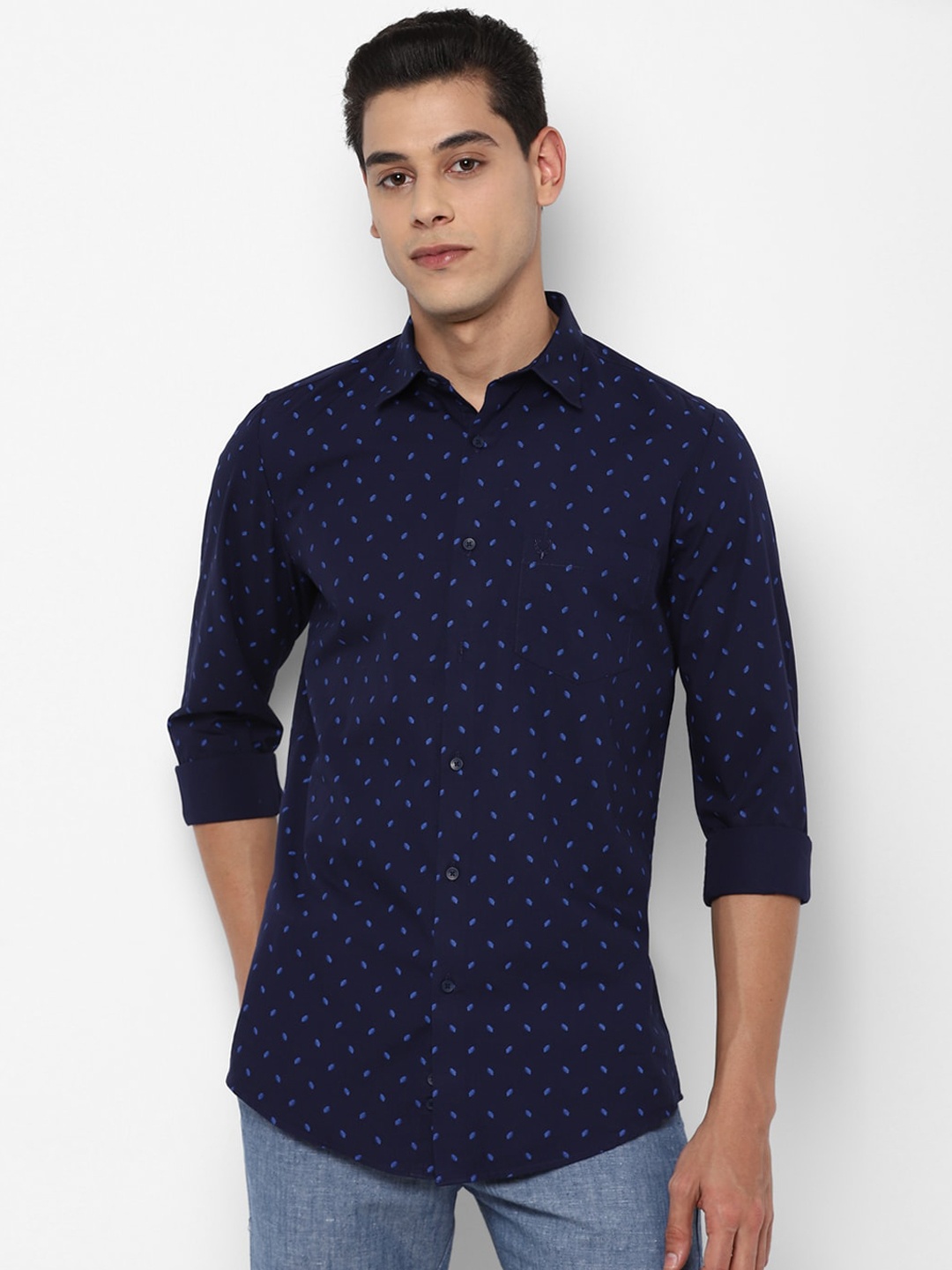 

Allen Solly Men Navy Blue Slim Fit Printed Cotton Casual Shirt