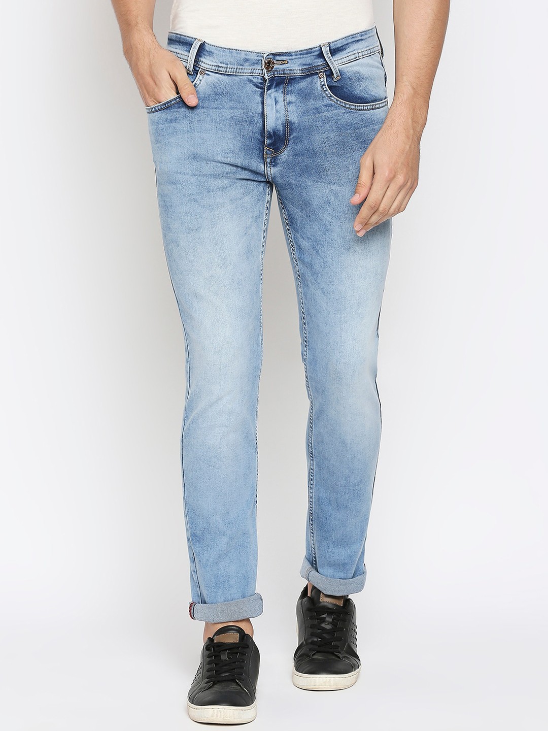 

Mufti Men Blue Heavy Fade Jeans
