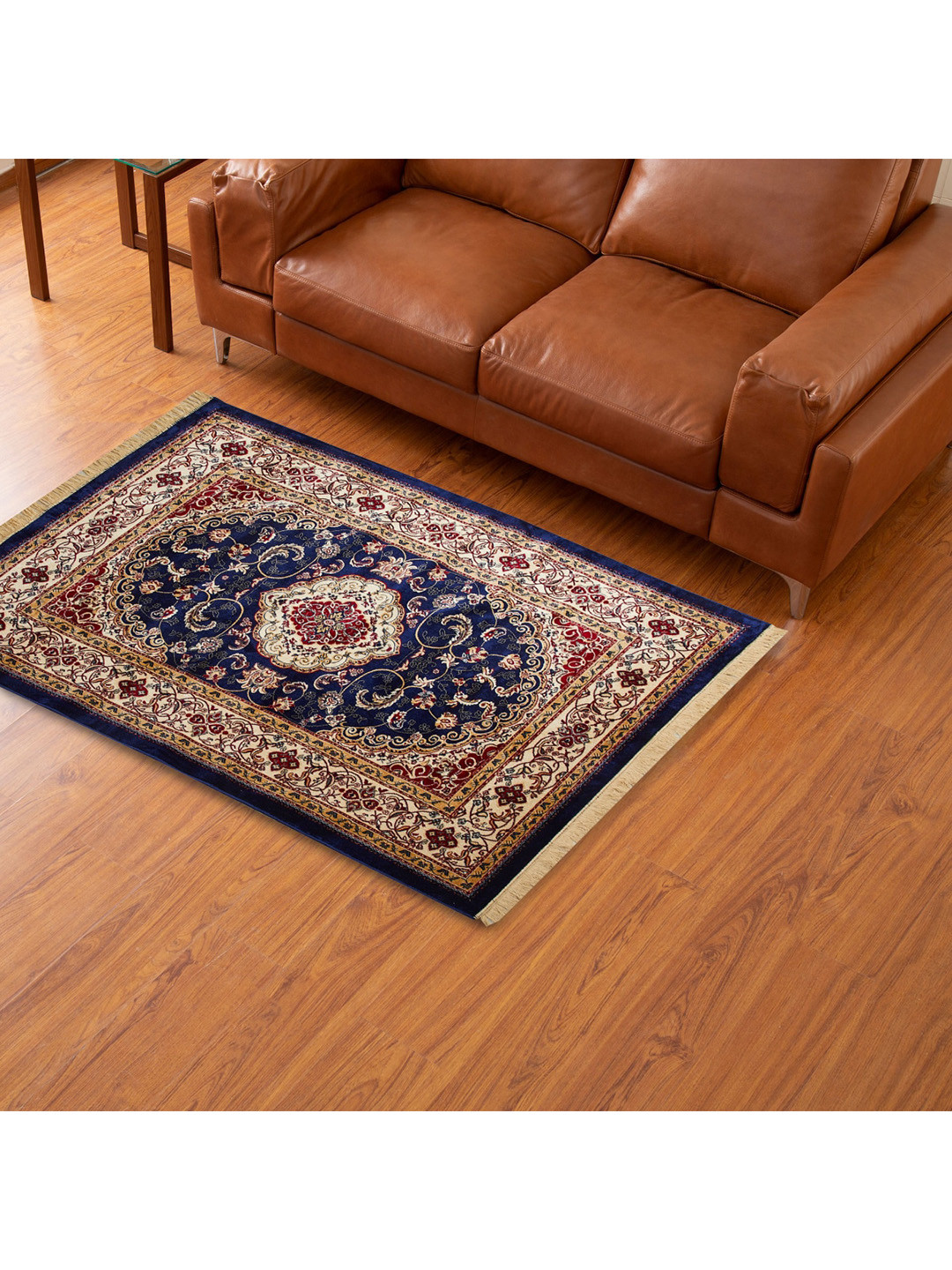 

Home Centre Navy-Blue & Red Geometric Printed Woven Carpet