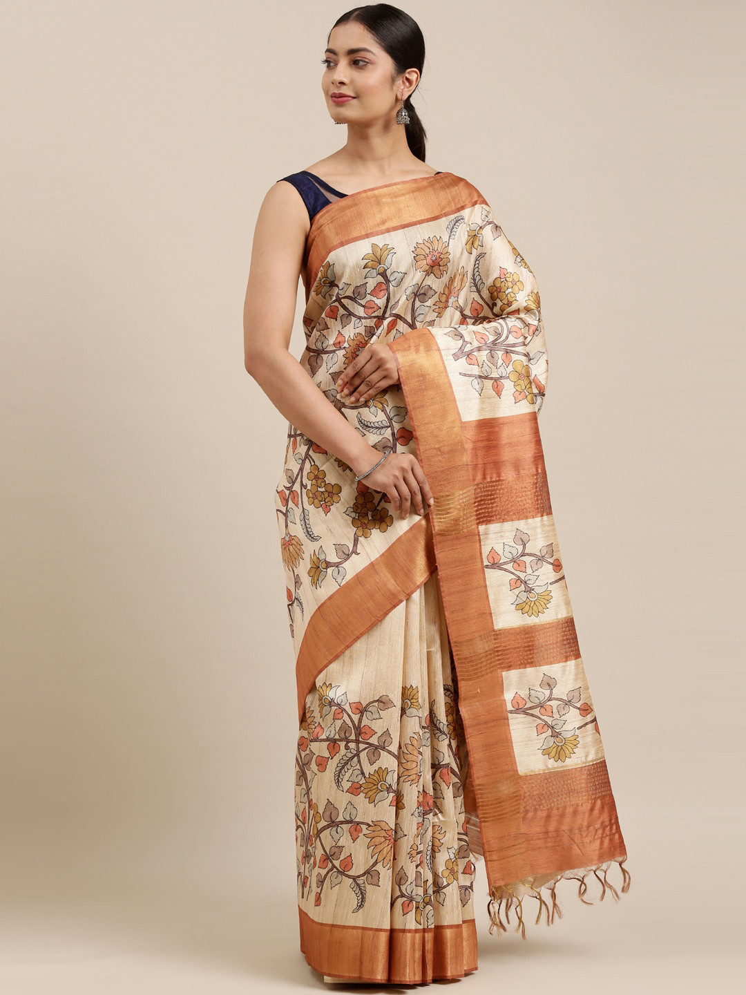 

The Chennai Silks Beige & White Floral Fusion Saree