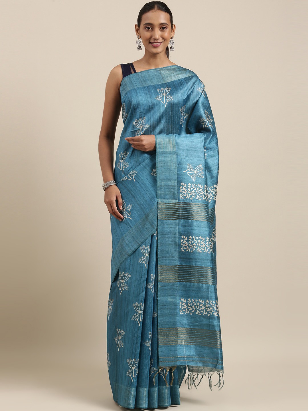 

The Chennai Silks Blue & White Floral Printed Jute Cotton Saree
