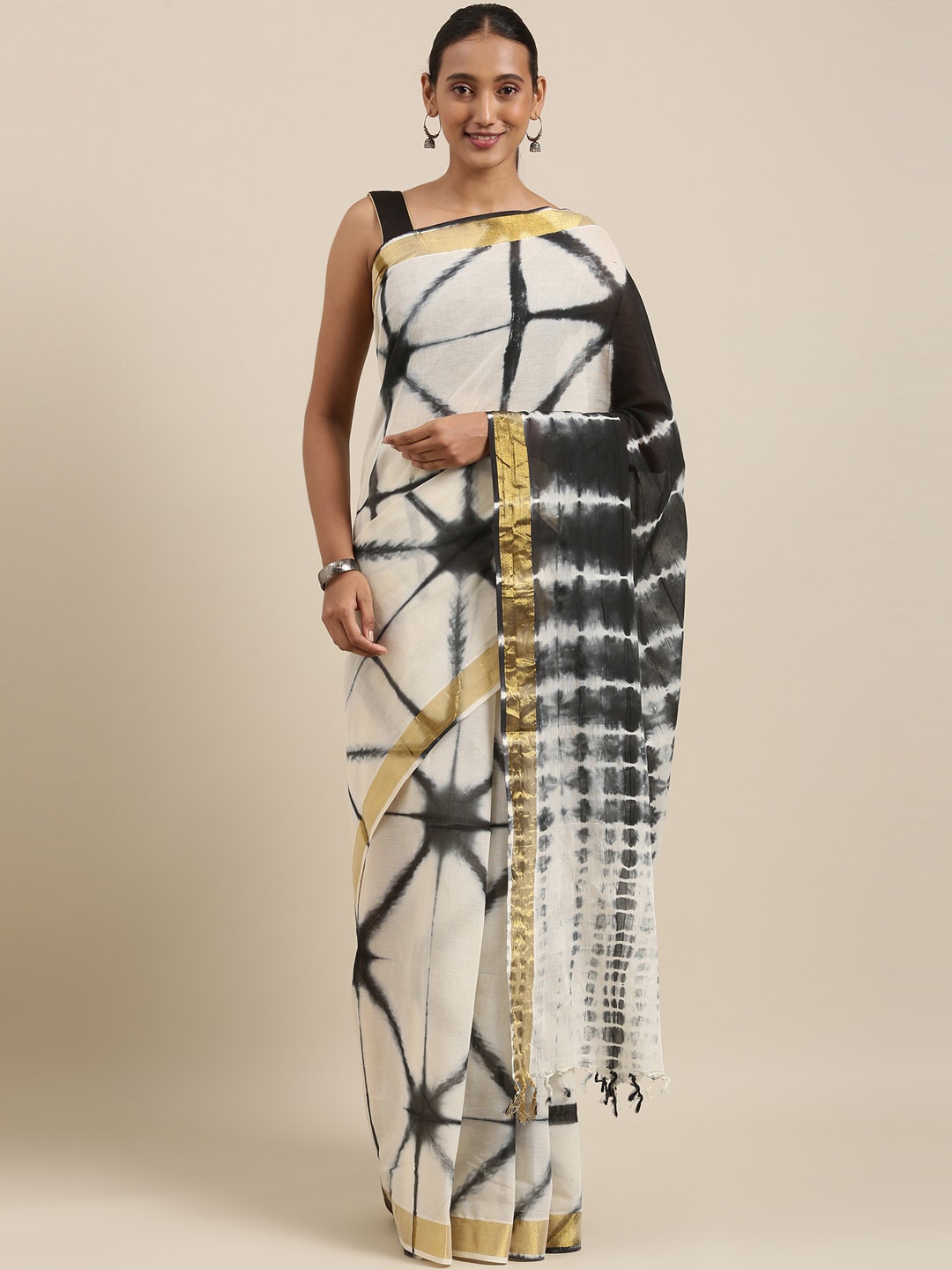 

The Chennai Silks Off White & Black Batik Pure Cotton Saree