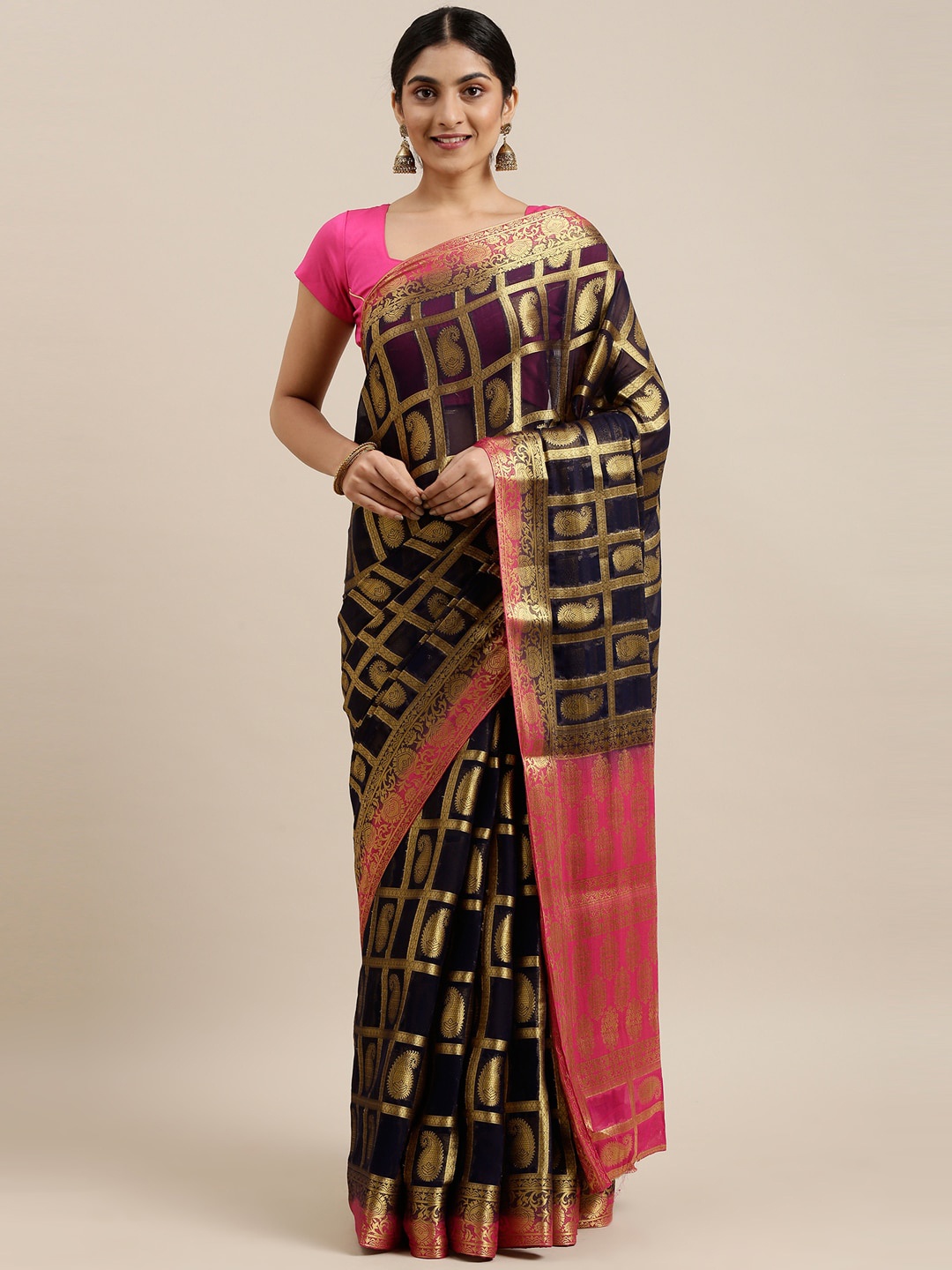 

The Chennai Silks Navy Blue & Pink Checked Saree