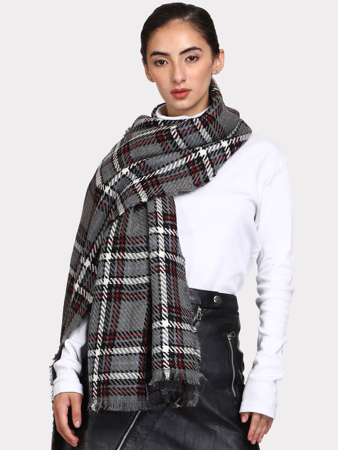 

WEAVERS VILLA Women Grey & White Checked Woven-Design Yarn Dyed Shawl