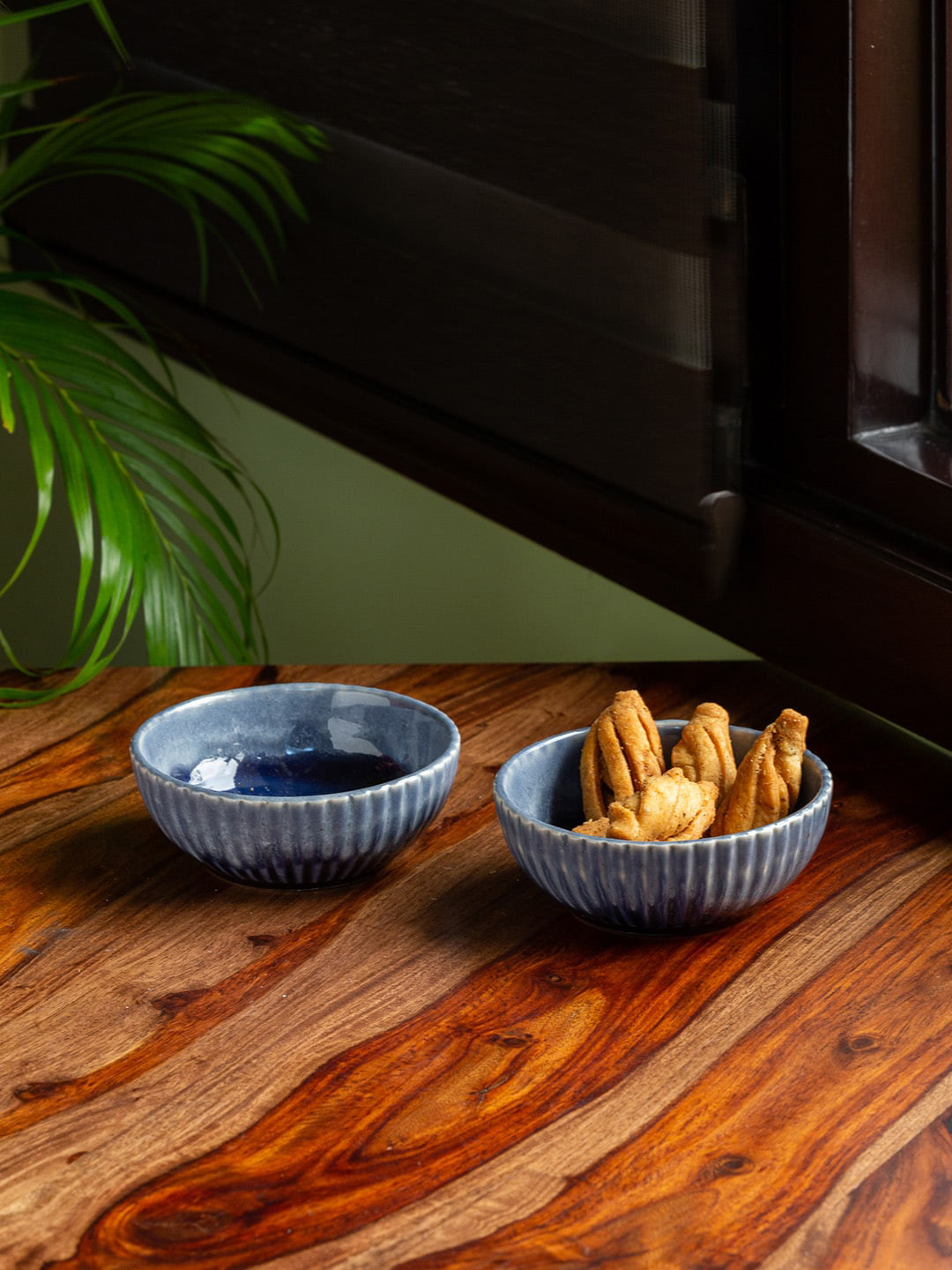 

ExclusiveLane Set Of 2 Sapphire Swirl Studio Pottery Ceramic Serving Bowls 250 ml, Blue