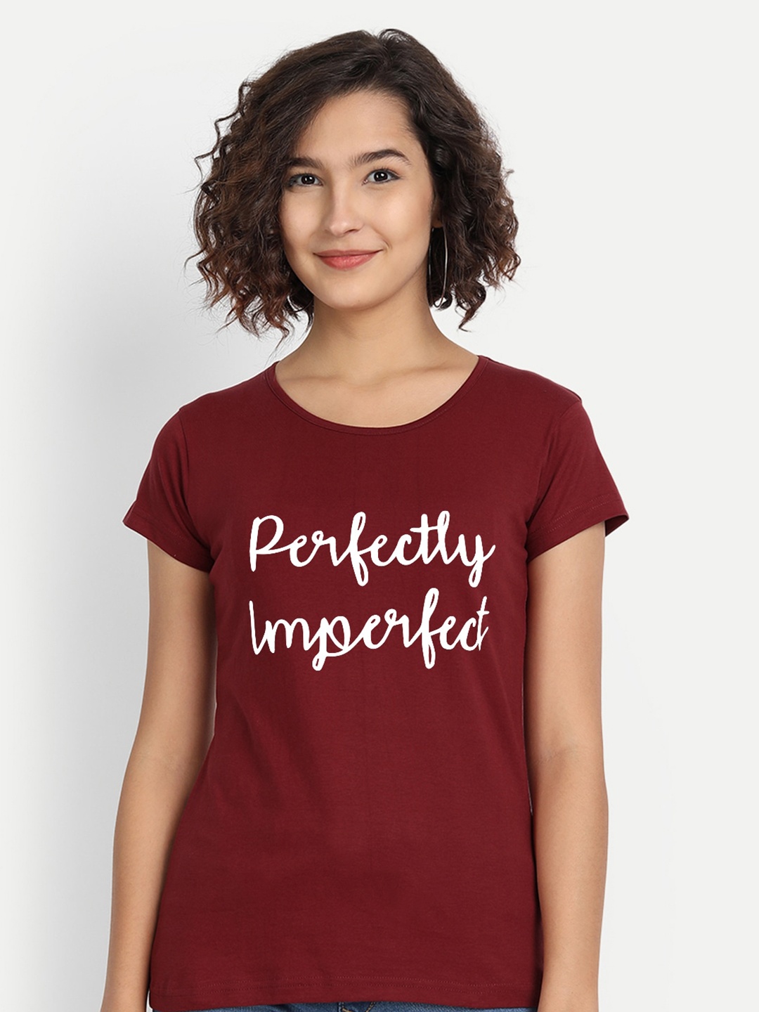

BE AWARA Women Maroon Typography Printed Pockets T-shirt