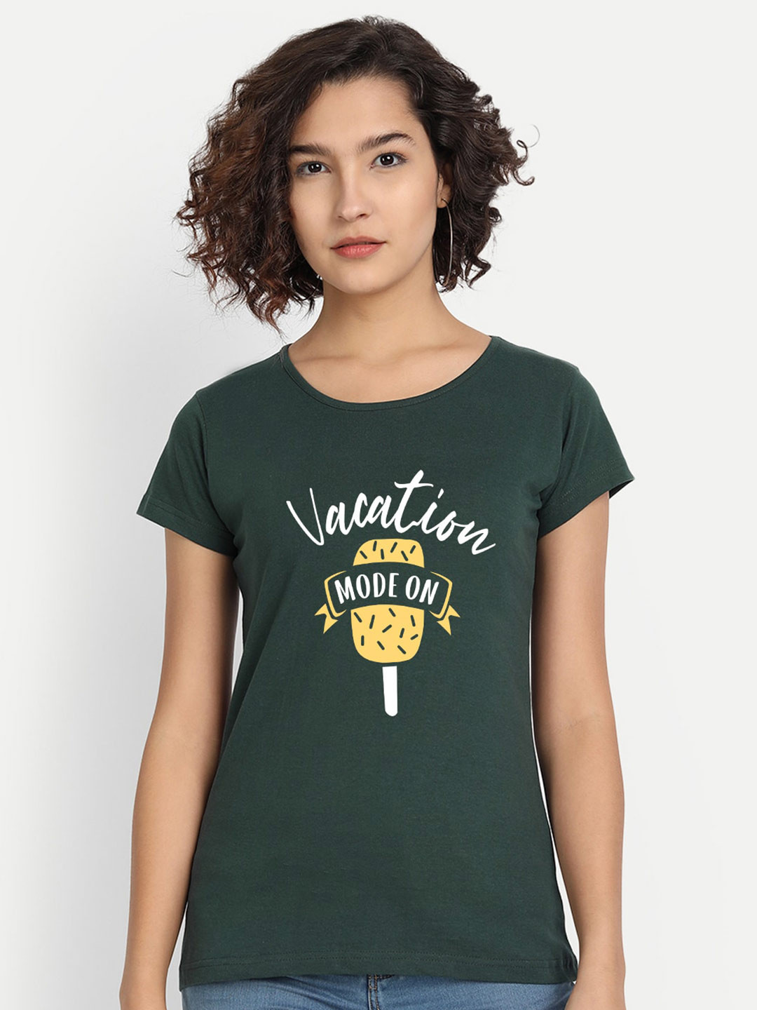 

BE AWARA Women Green Yellow Printed Cotton Pure Cotton T-shirt