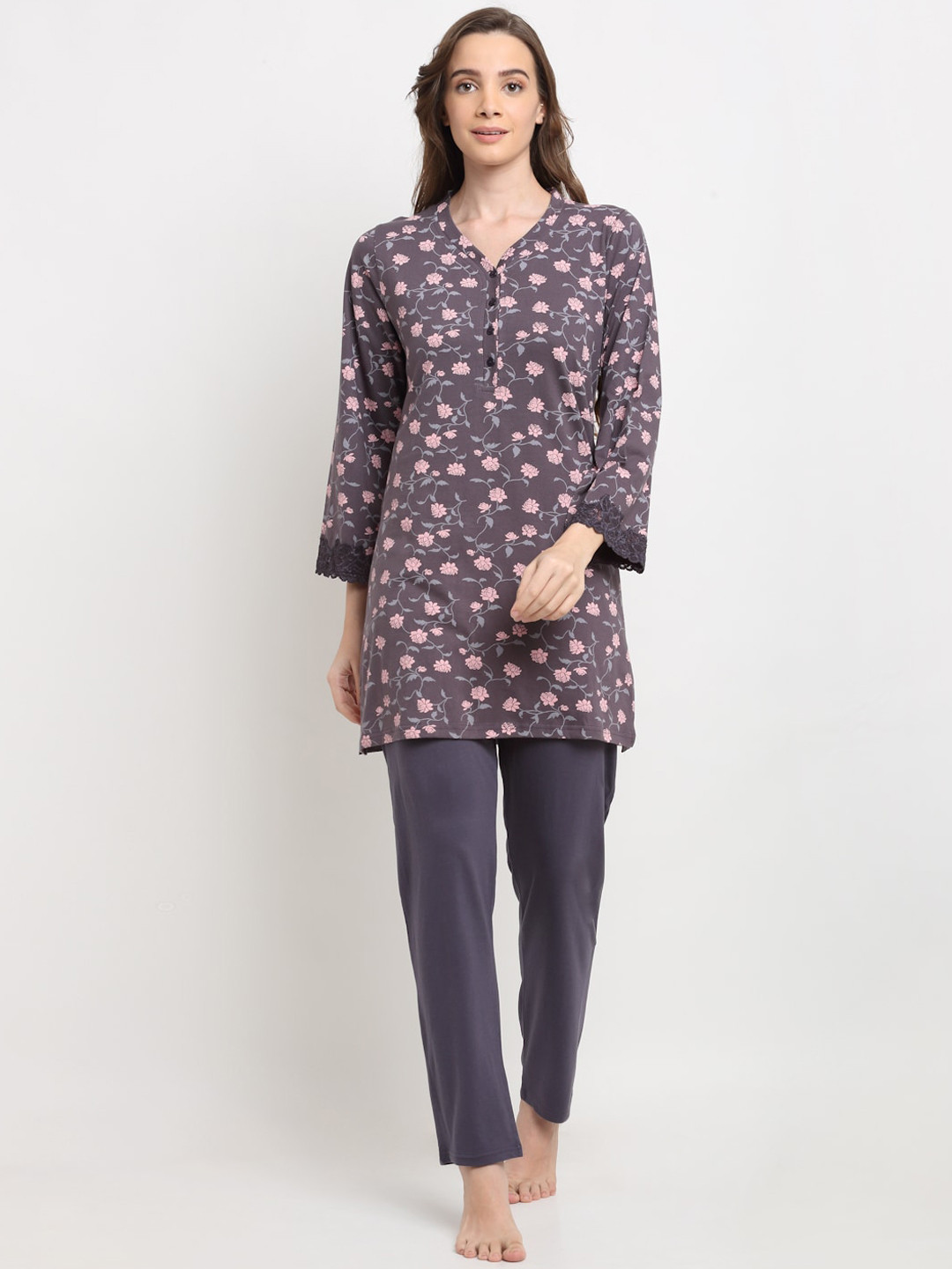 

Kanvin Women Purple & Pink Printed Pure Cotton Night suit