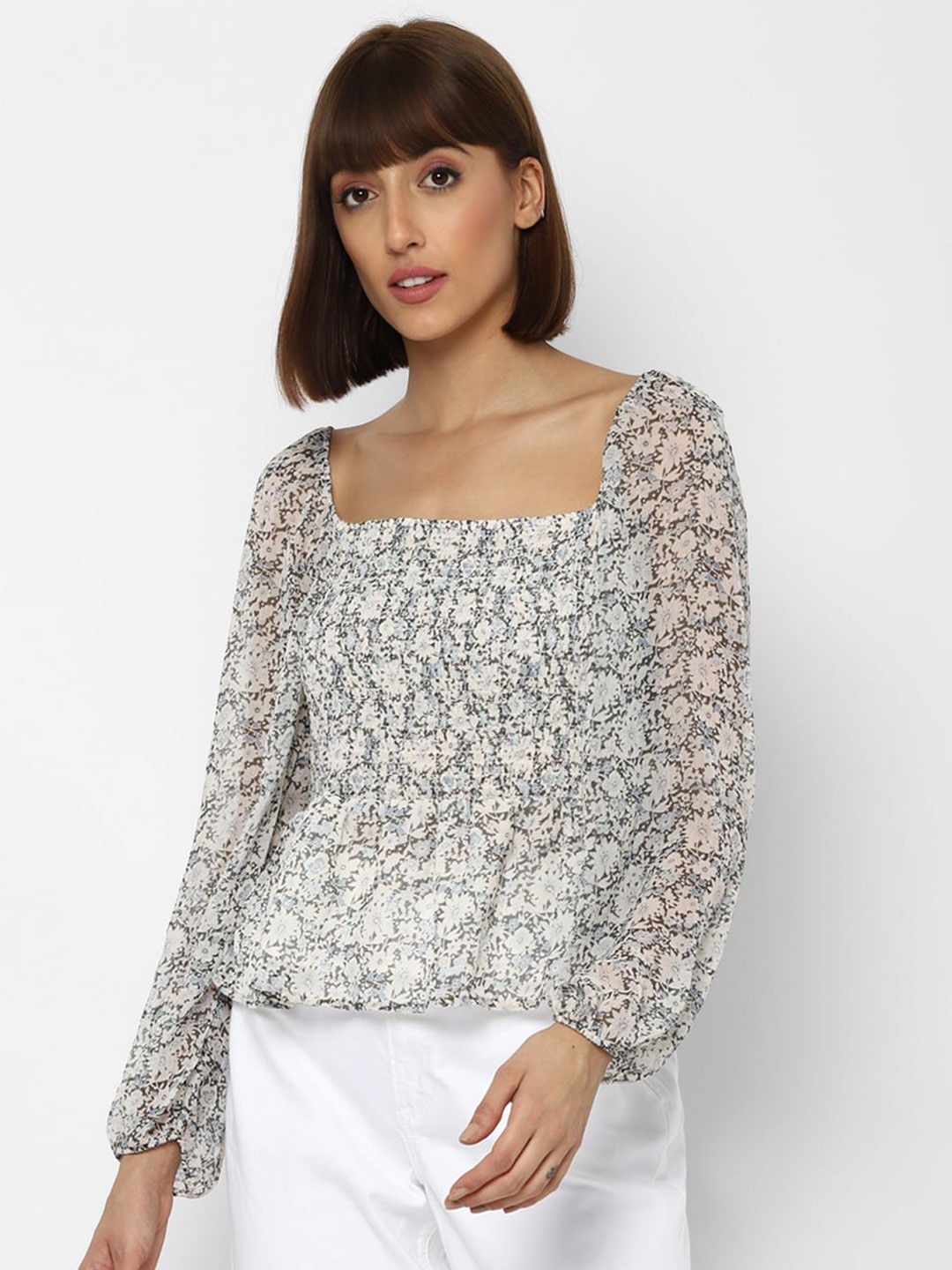 

AMERICAN EAGLE OUTFITTERS Blue Floral Regular Top