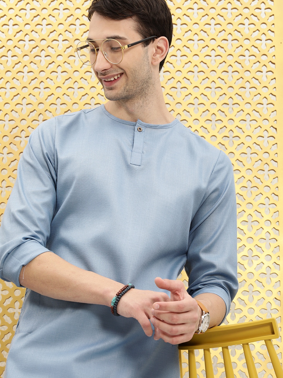 

Ode by House of Pataudi Men Blue Solid Rozana Kurta