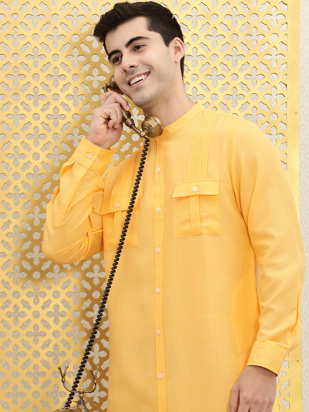

Ode by House of Pataudi Men Yellow Pocket Detail Rozana Kurta