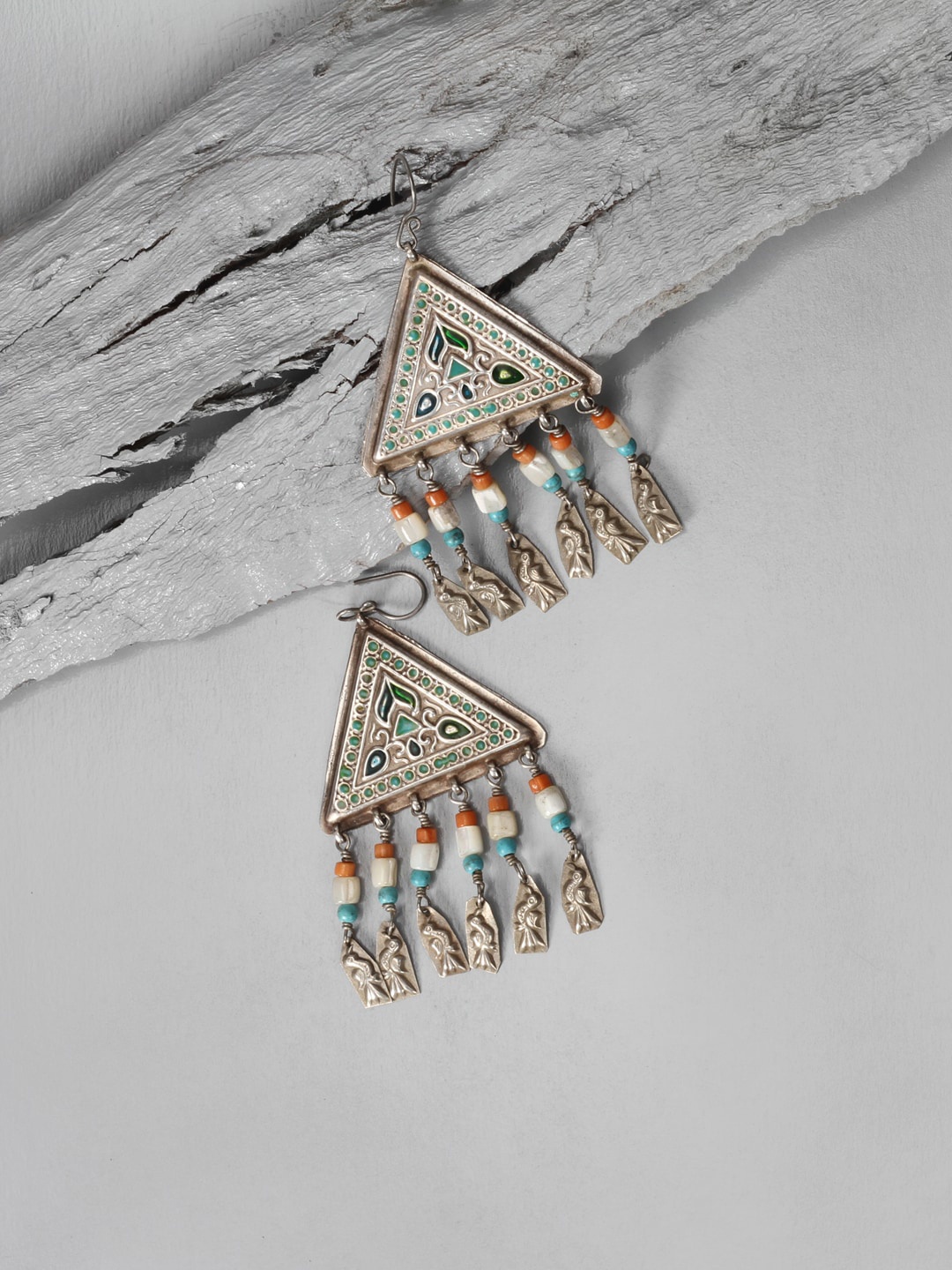 

SANGEETA BOOCHRA Silver-Plated Silver-Toned Contemporary Drop Earrings