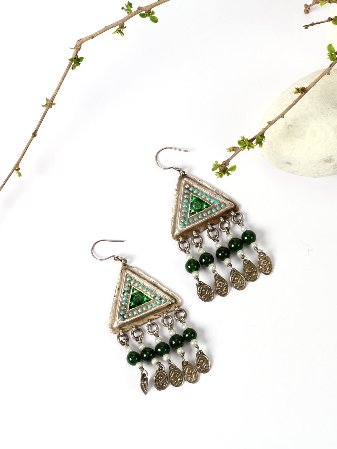 

SANGEETA BOOCHRA Silver-Toned Contemporary Studs Earrings