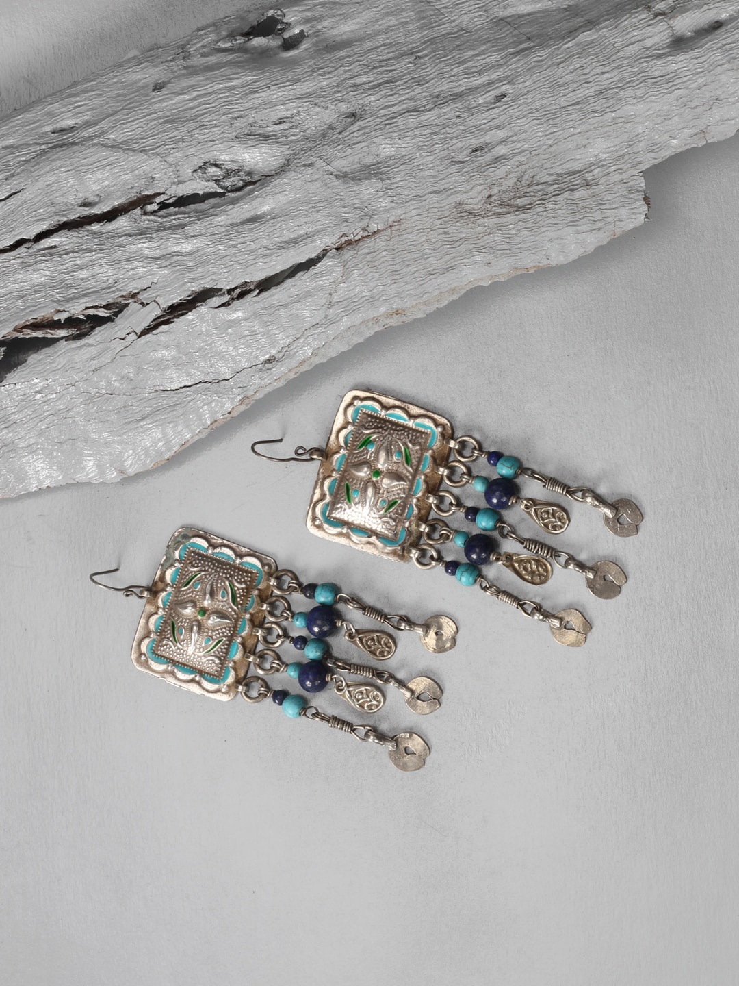 

SANGEETA BOOCHRA Silver-Toned & Blue Contemporary Drop Earrings