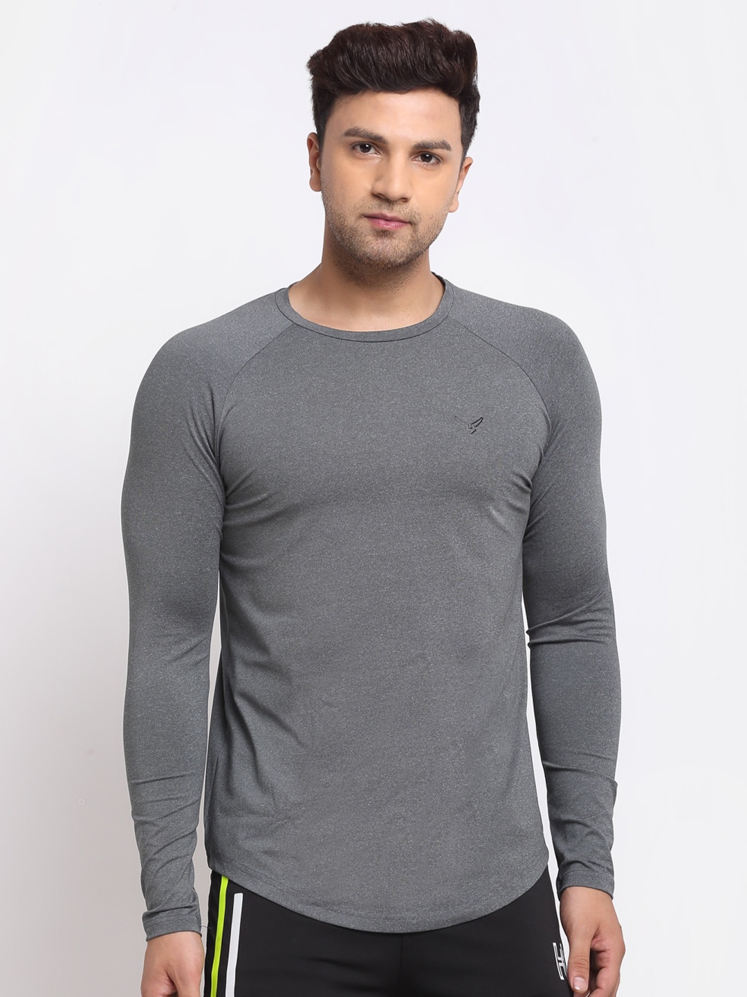 

Invincible Men Grey Melange Slim Fit T-shirt
