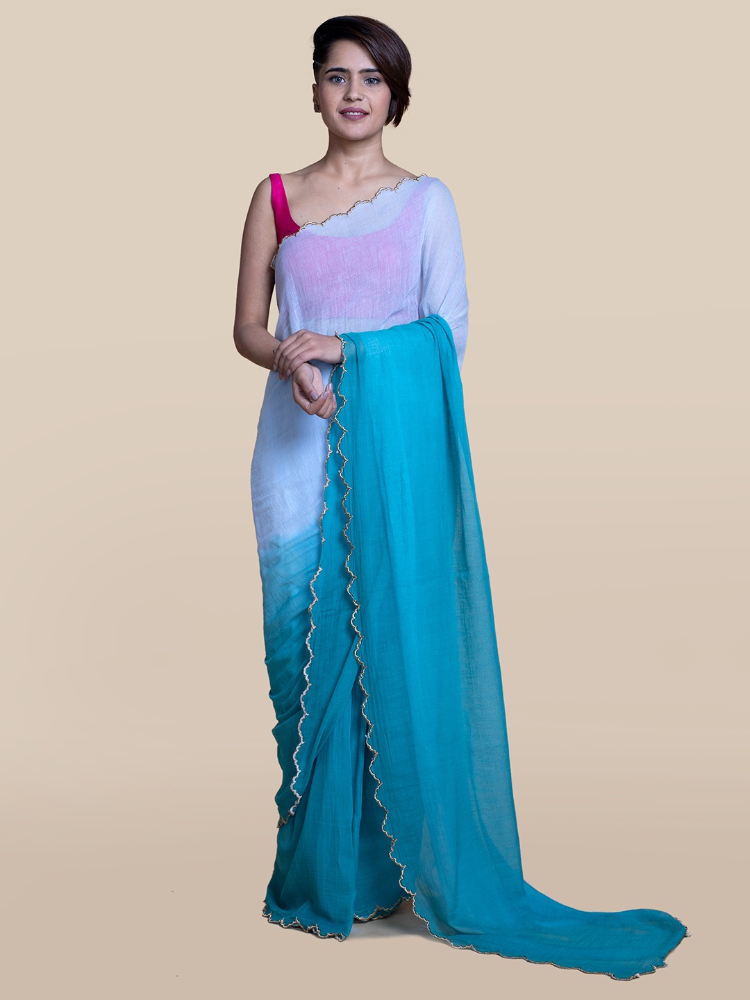 

Suta Women Blue & White Colourblocked Mul Saree
