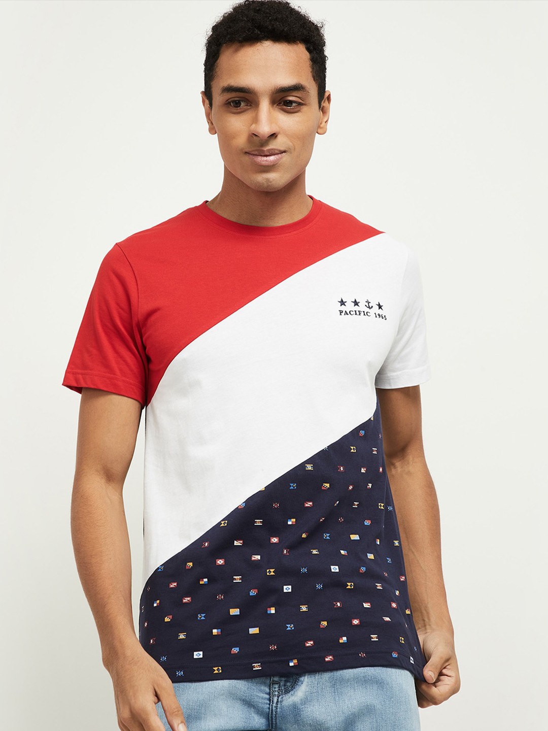 

max Men Red & White Colorblocked Printed T-shirt