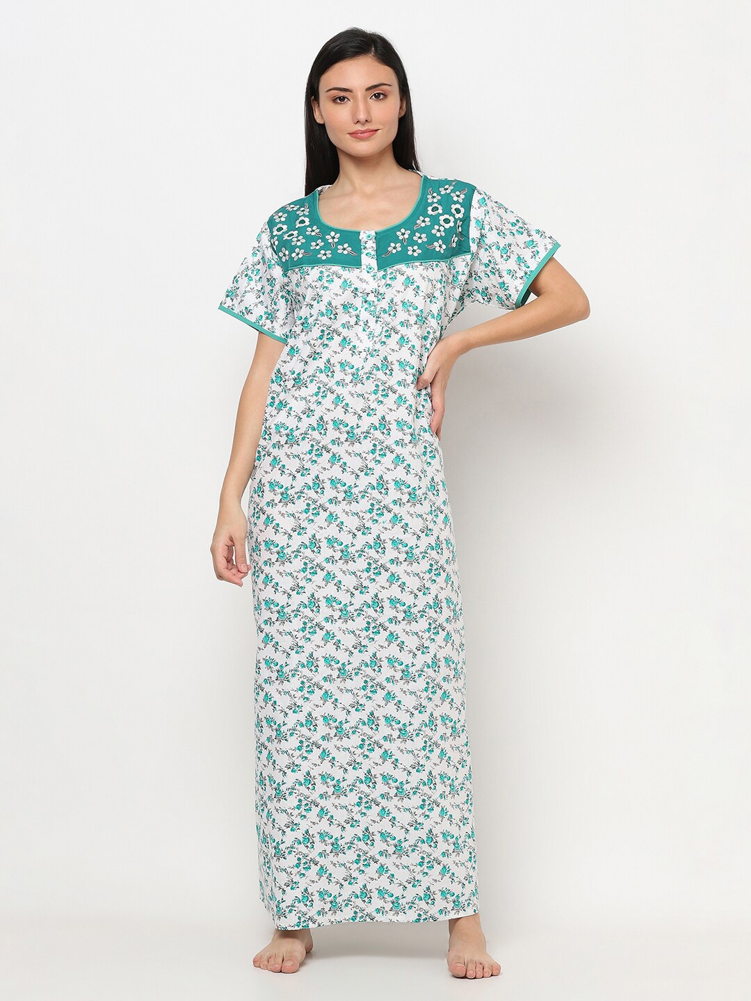 

TRUNDZ White Printed Maxi Nightdress