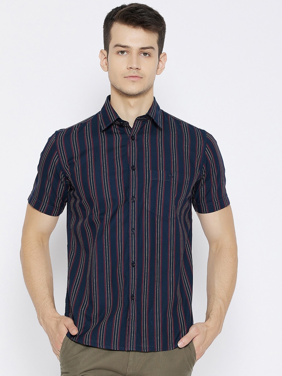 

Crimsoune Club Men Navy Blue & Maroon Slim Fit Opaque Striped Pure Cotton Casual Shirt