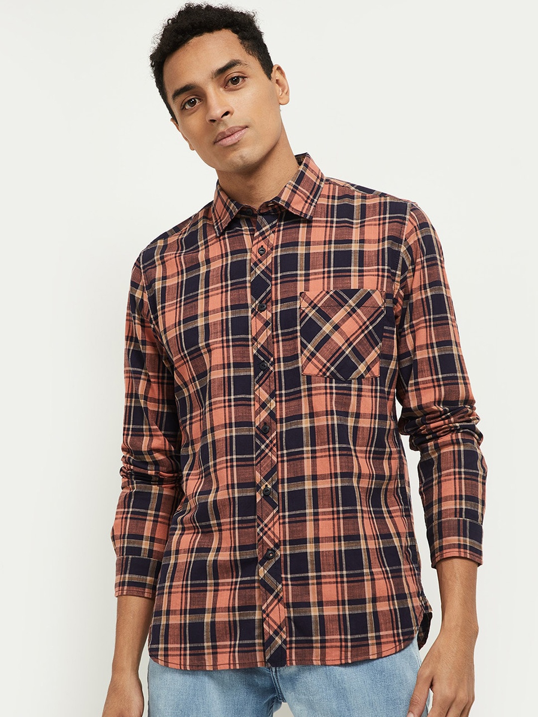 

max Men Red & Black Opaque Checked Pure Cotton Casual Shirt