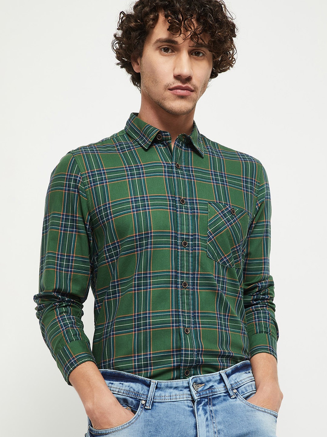 

max Men Green & Blue Slim Fit Opaque Checked Pure Cotton Casual Shirt