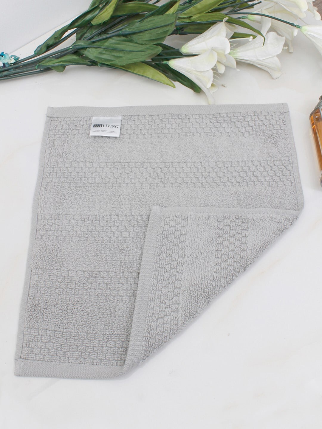 

AVI Living Set Of 4 Grey Solid Pure Zero Twist Cotton 550 GSM Face Towels