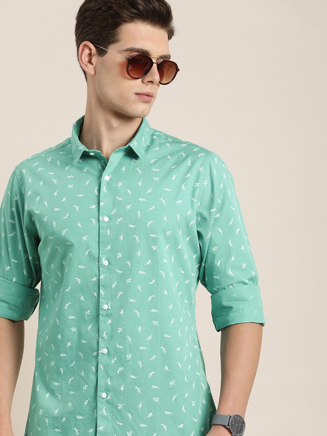 

ether Men Green & White Printed Pure Cotton Casual Shirt