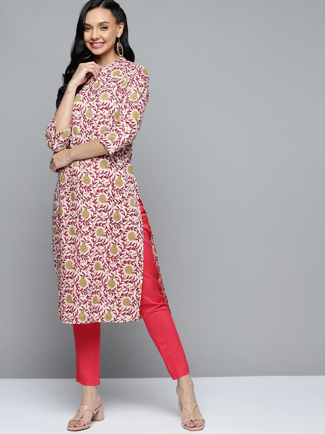 

HERE&NOW Women Pink & Maroon Floral Print Regular Kurta with Trousers