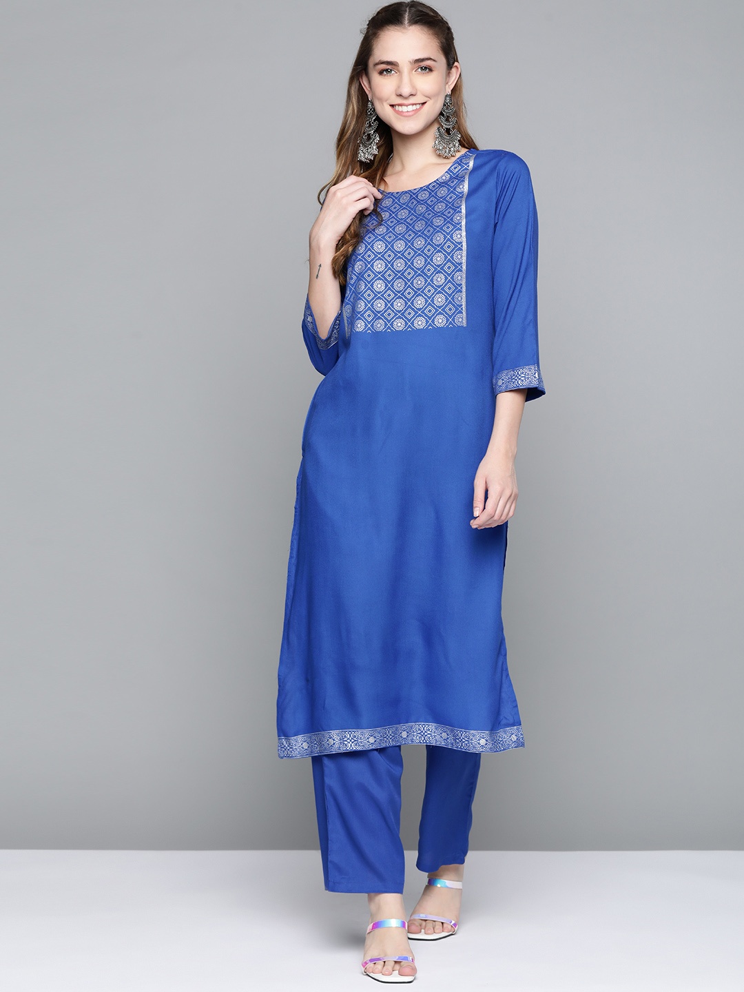 

HERE&NOW Women Blue & Silver Geometric Print Regular Kurta with Trousers