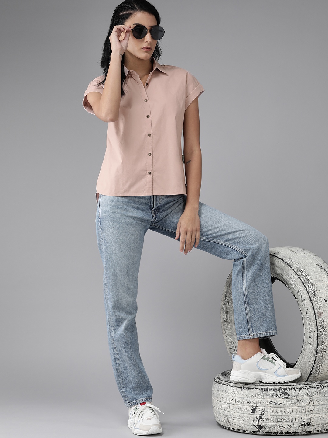 

The Roadster Lifestyle Co. Women Dusty Pink Solid Pleats Casual Shirt, Rose