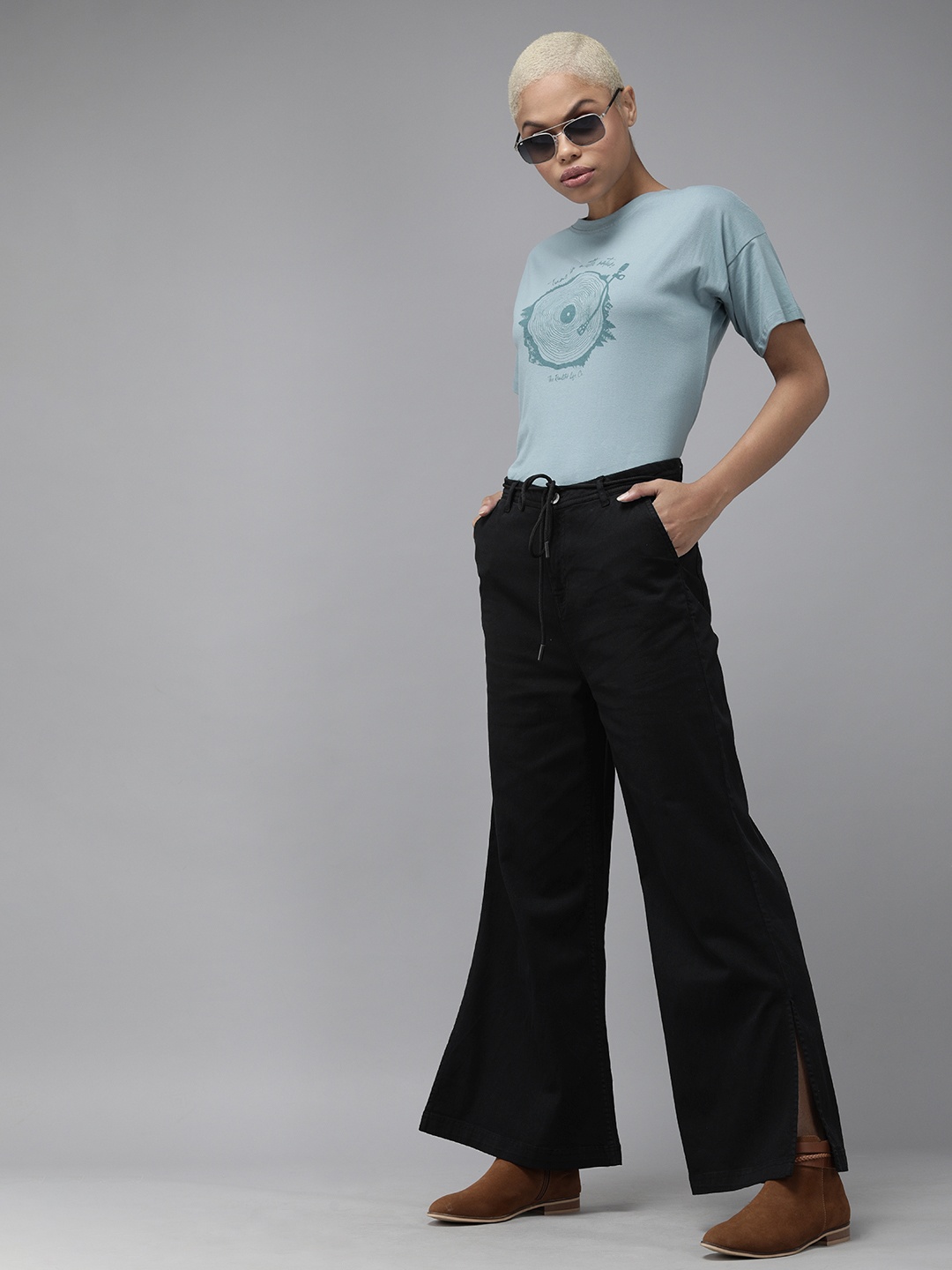 

The Roadster Lifestyle Co Women Black High-Rise Trousers