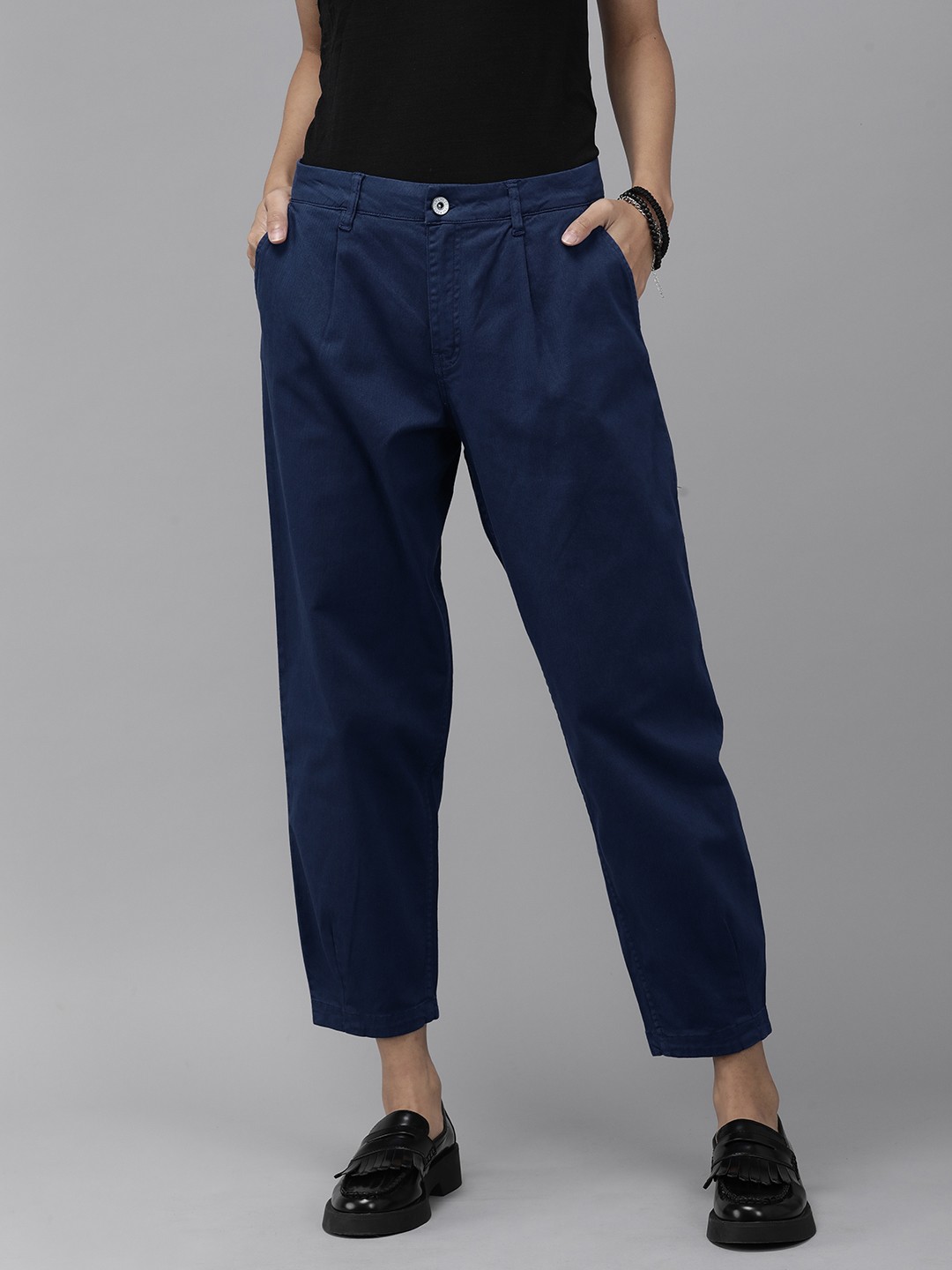 

The Roadster Lifestyle Co Women Blue Solid Tapered Fit Trousers