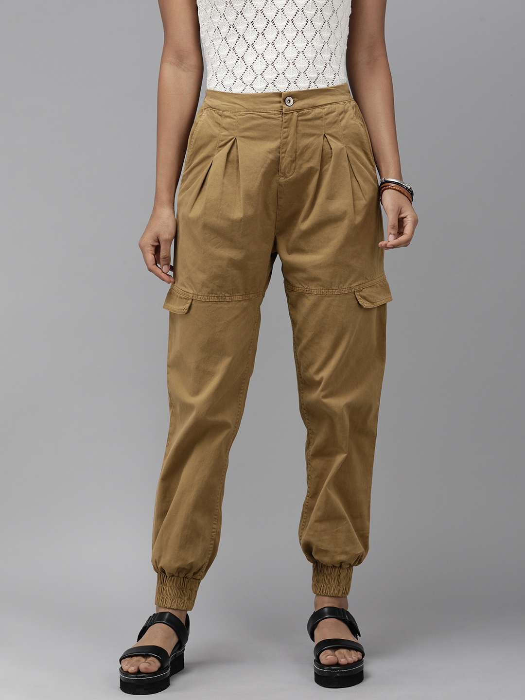 

The Roadster Lifestyle Co Women Mustard Yellow Regular Fit Joggers Trousers