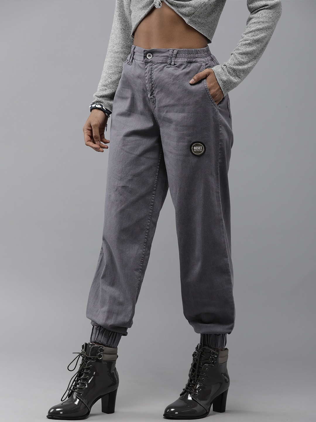 

Roadster Women Grey Solid High Rise Joggers Fit Trousers
