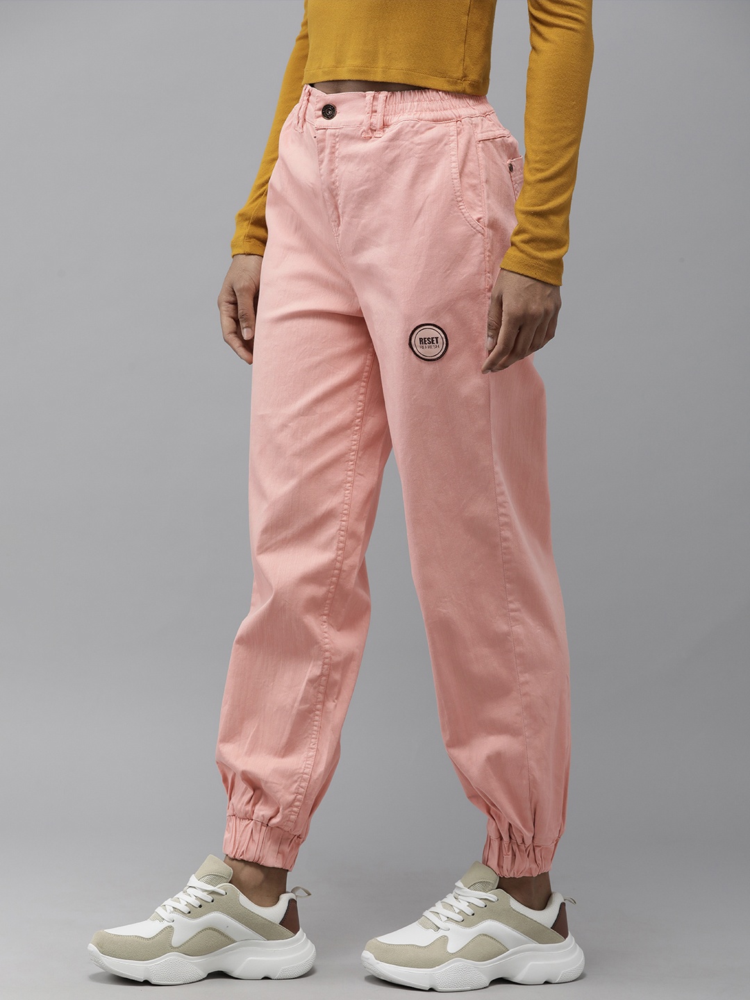 

The Roadster Lifestyle Co Women Peach-Coloured Joggers Fit Trousers