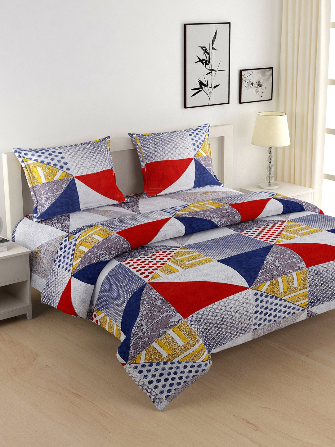 

SWAYAM Blue & Red Geometric Printed Cotton Bedding Set