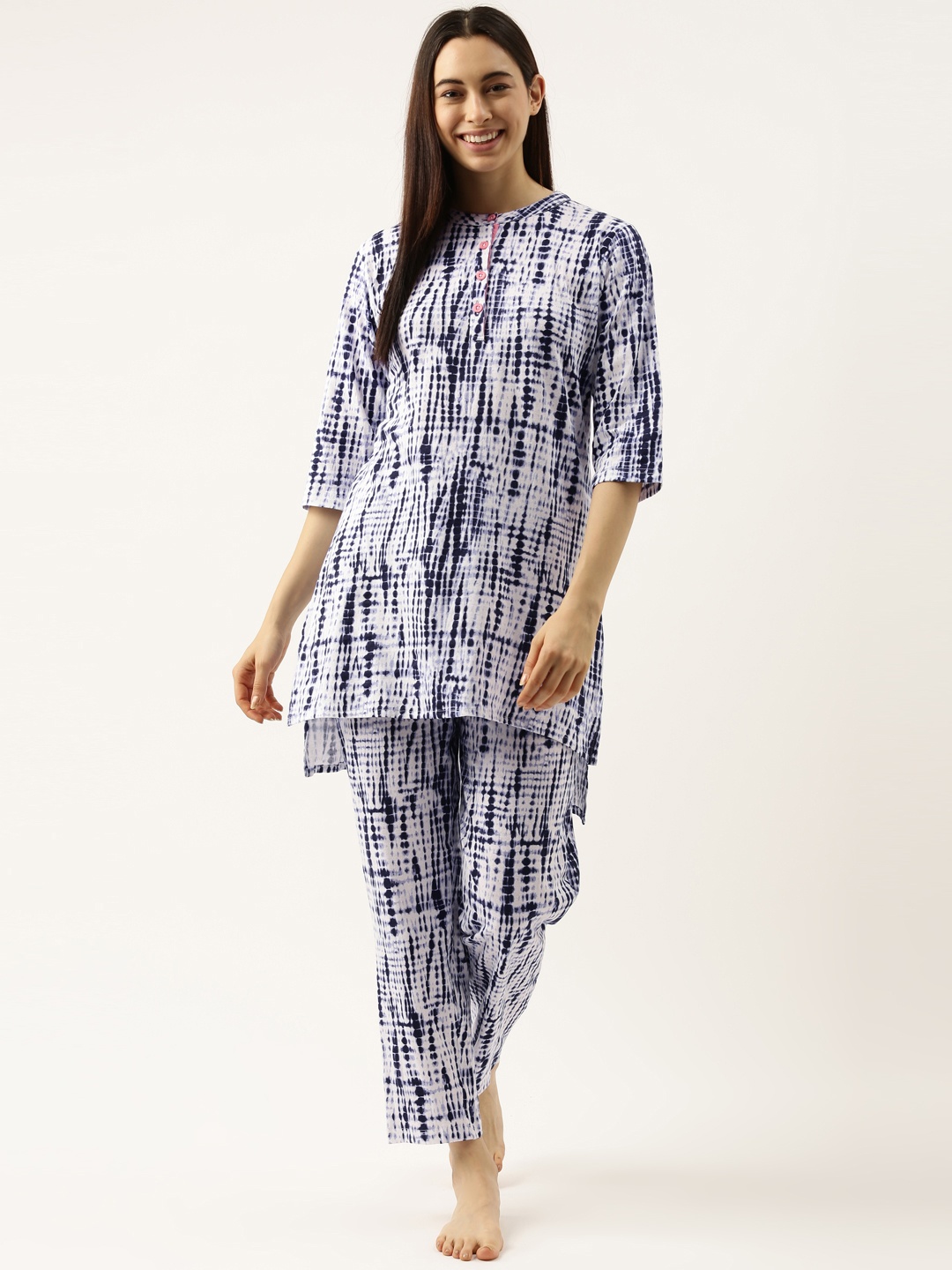 

Clt.s Women Blue & White Printed Pure Cotton Tie & Dye Night suit