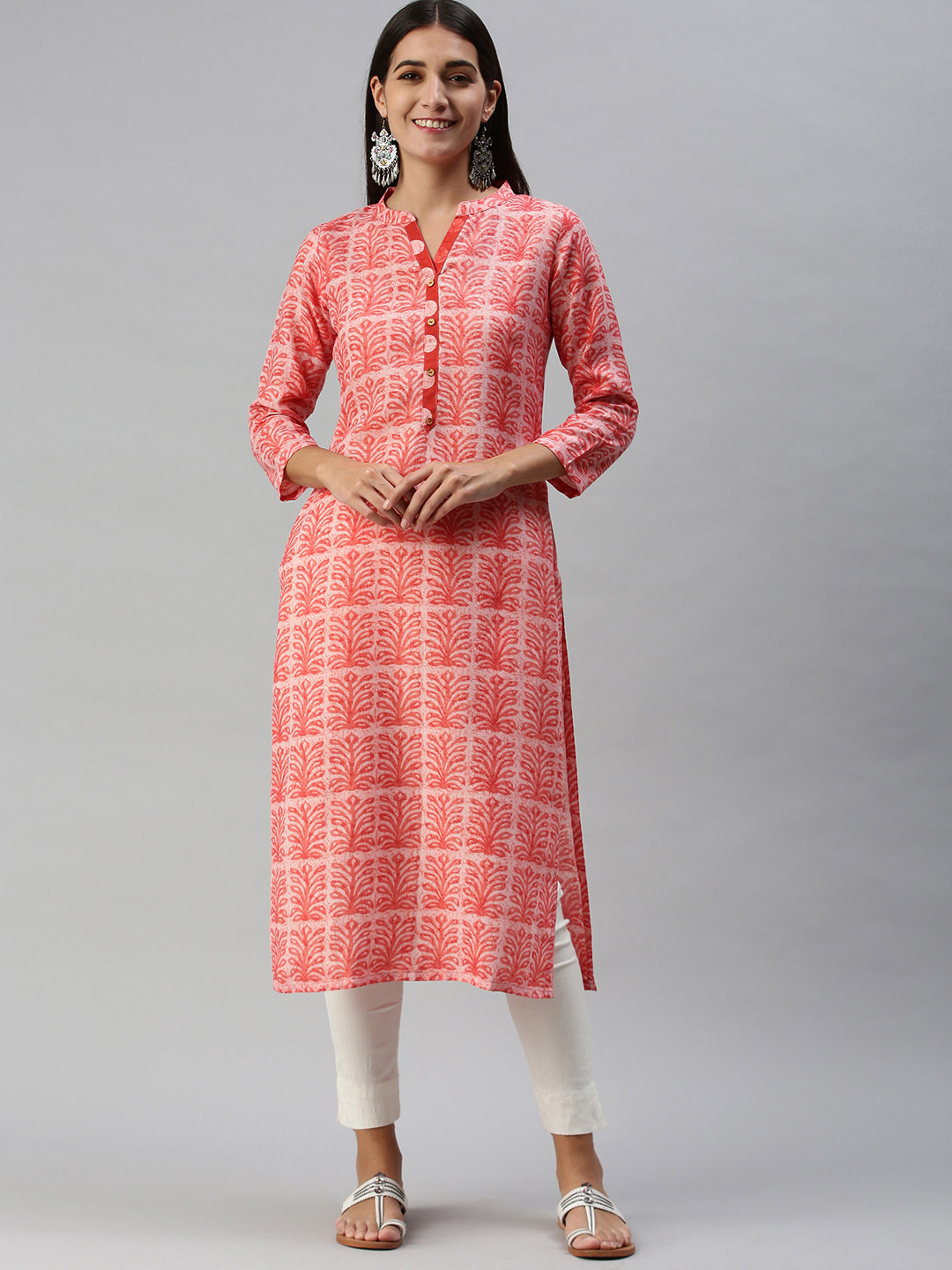 

SheWill Women Pink & Red Ethnic Motifs Printed Kurta