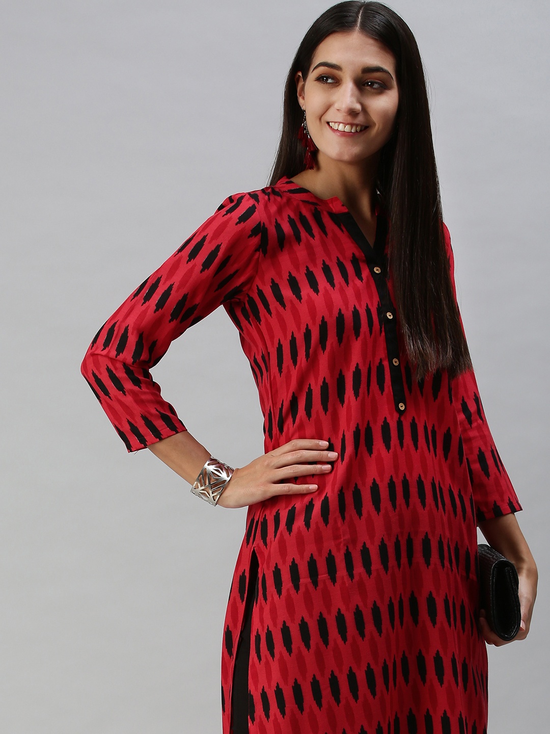 

SheWill Women Red & Black Printed Kurta