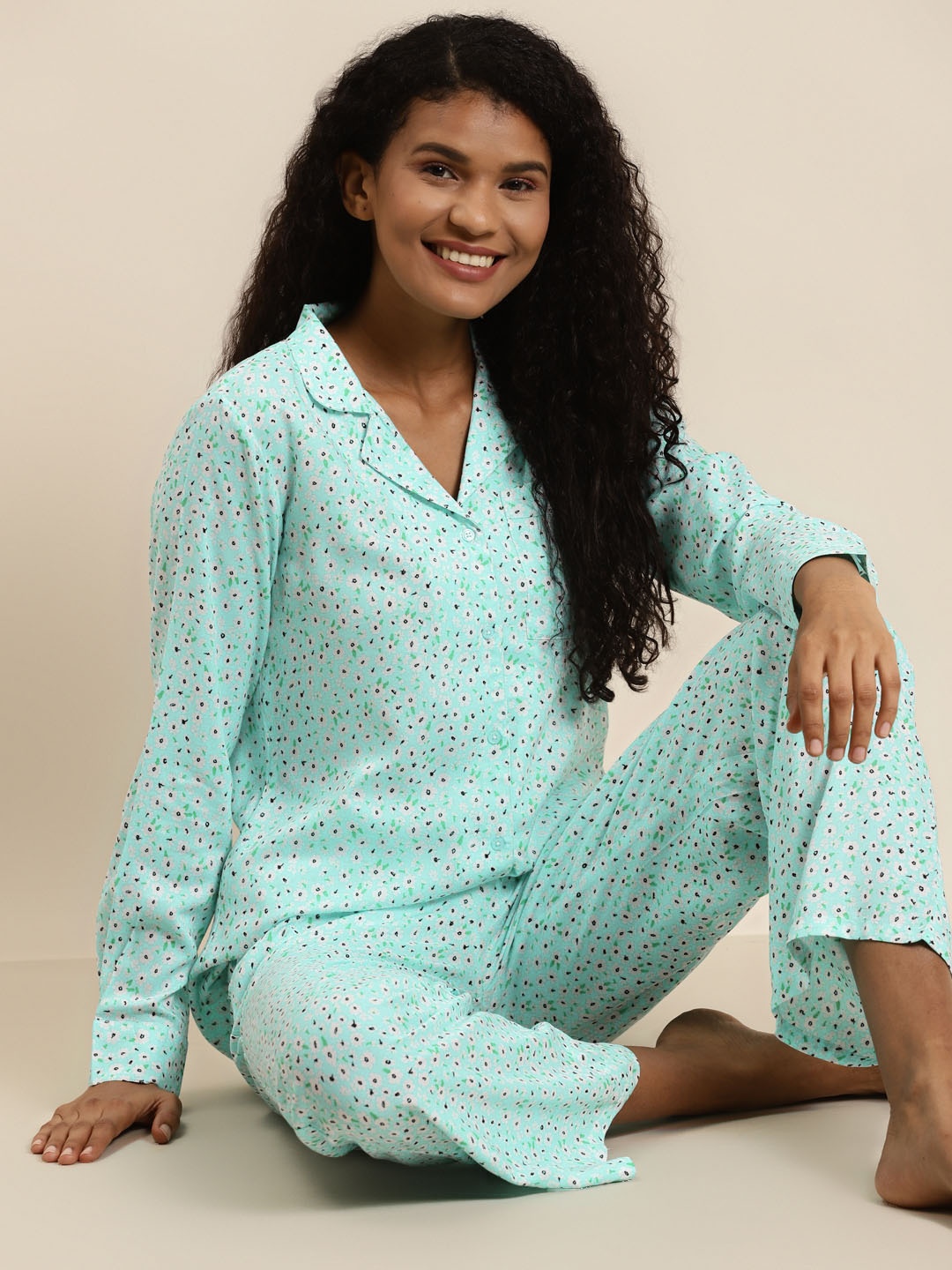 

Juniper Women Blue & White Floral Printed Night suit