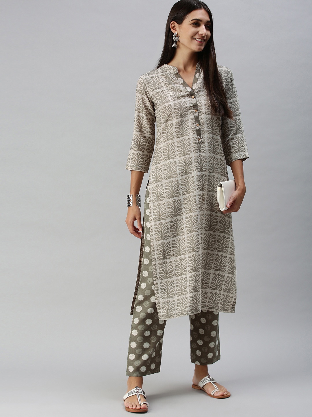 

SheWill Women Grey Ethnic Motifs Printed Regular Kurta with Palazzos