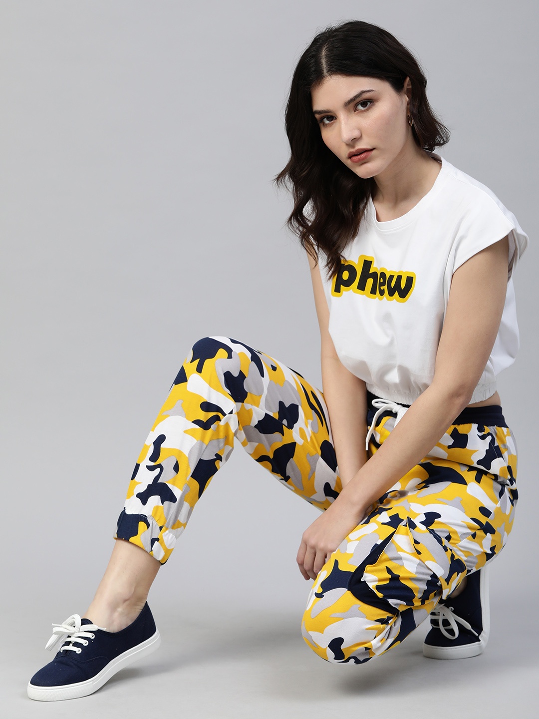 

JUNEBERRY Women Yellow Printed Tracksuit