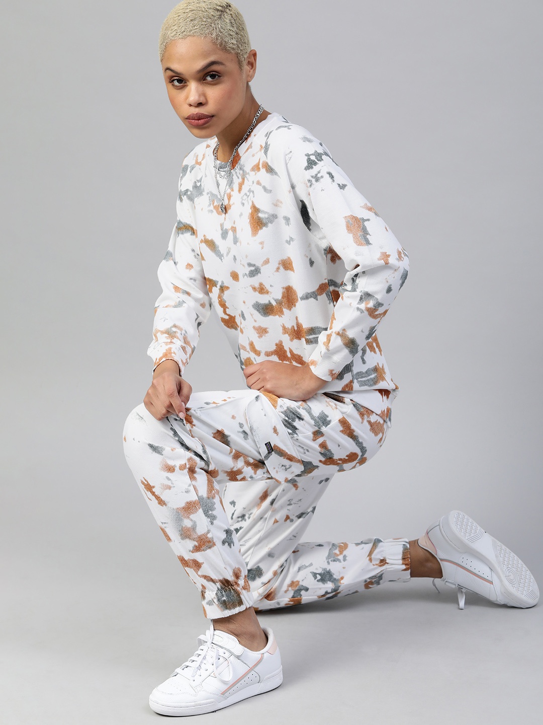 

JUNEBERRY Women White Cotton Printed Tracksuit