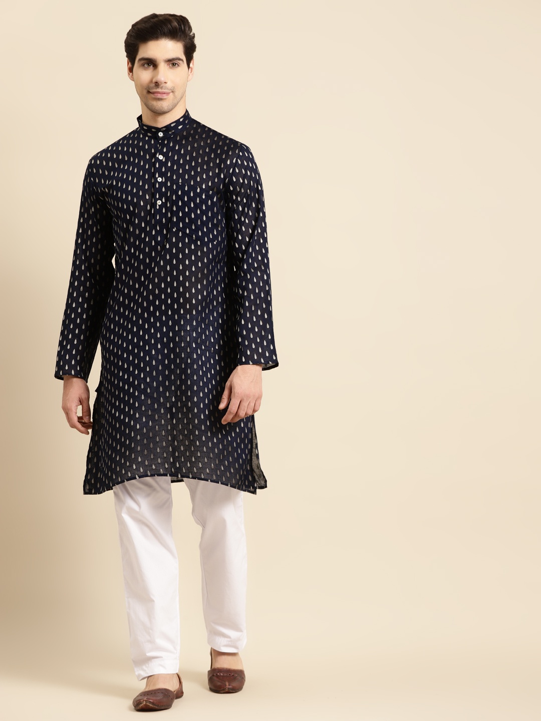 

RAJUBHAI HARGOVINDAS Men Navy Blue Dobby Kurta