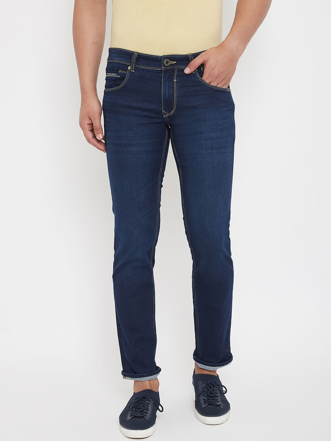 

Canary London Men Blue Slim Fit Low-Rise Light Fade Jeans