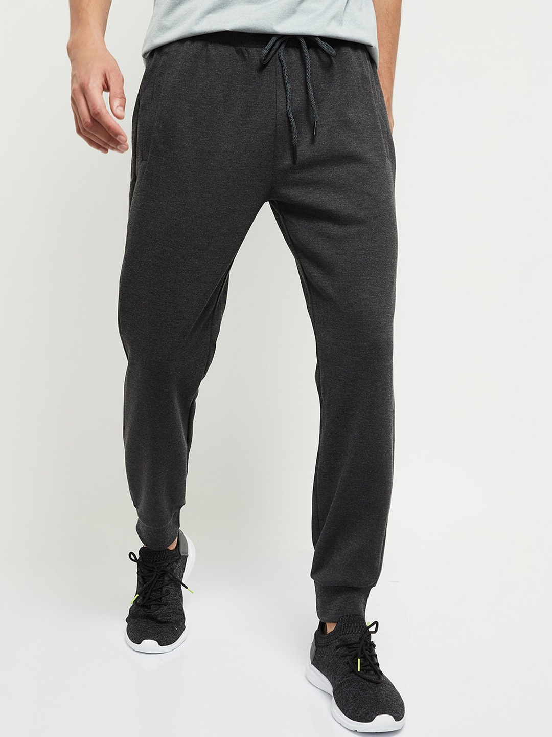 

max Men Charcoal Grey Solid Joggers