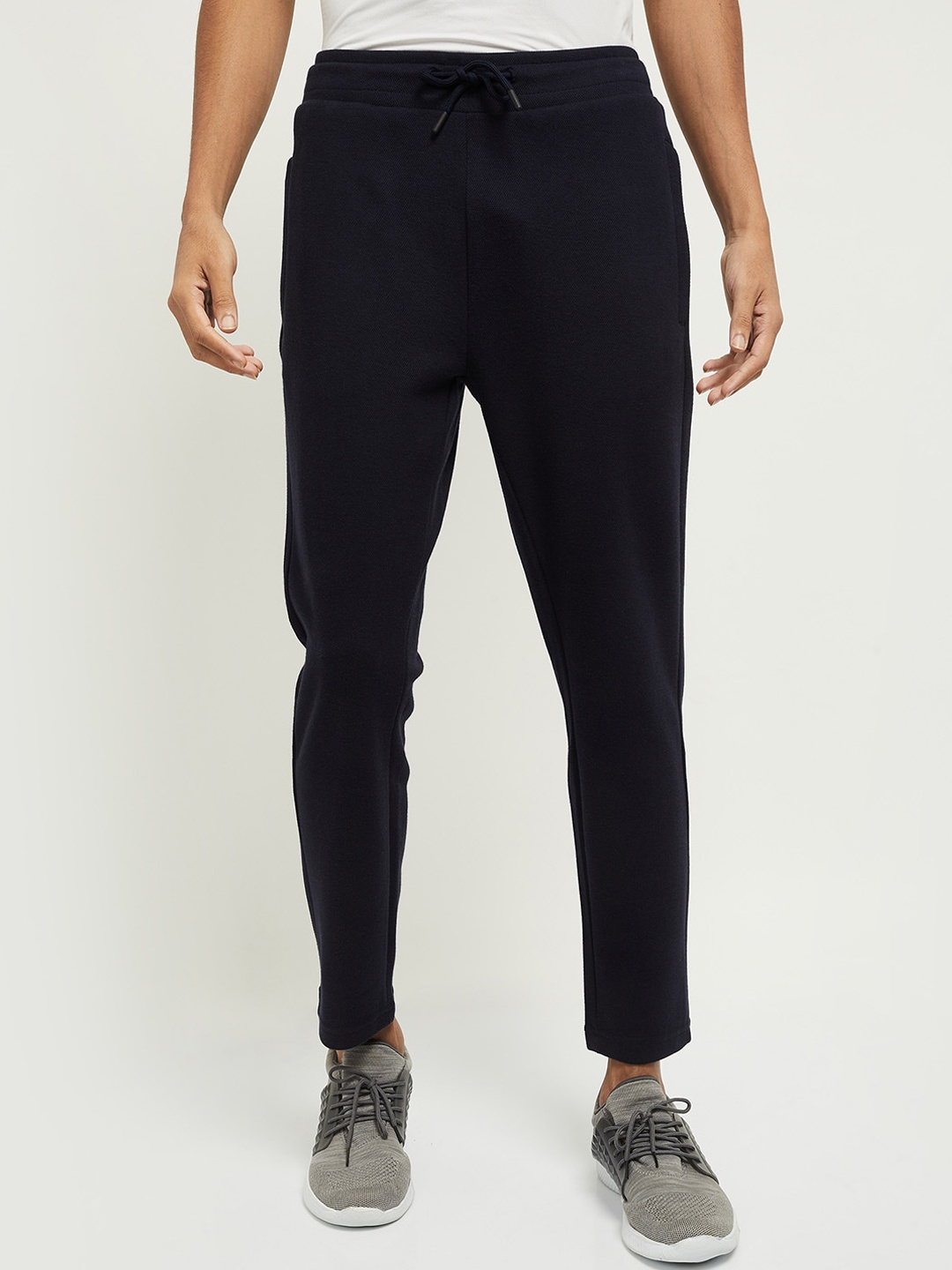 

max Men Navy Blue Solid Track Pants
