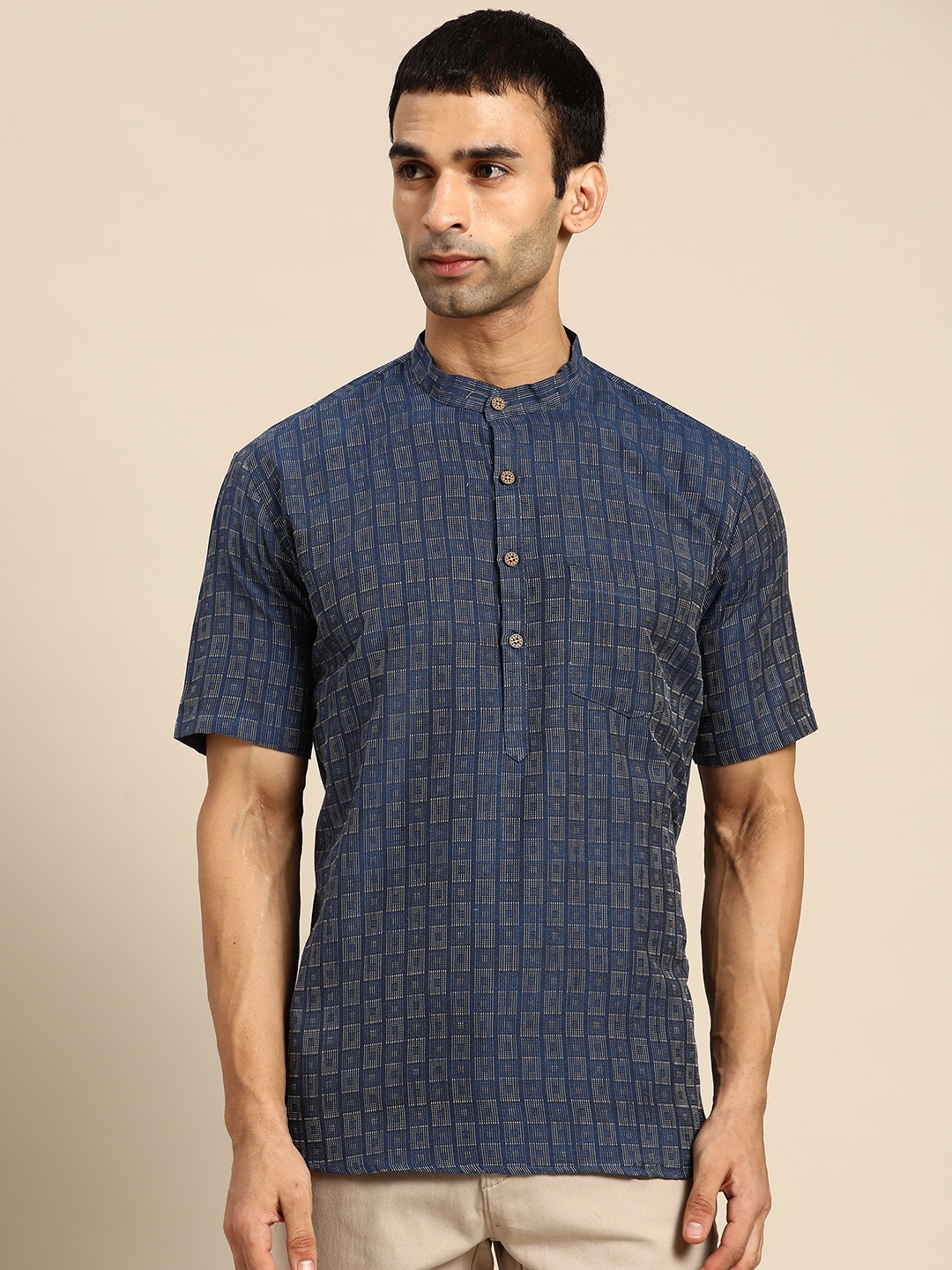 

RAJUBHAI HARGOVINDAS Men Navy Blue Checked Handloom Kurta