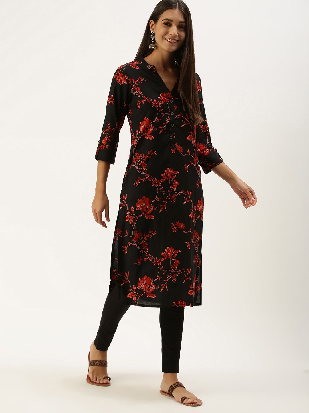 

AMUKTI Women Black & Red Floral Printed Kurta