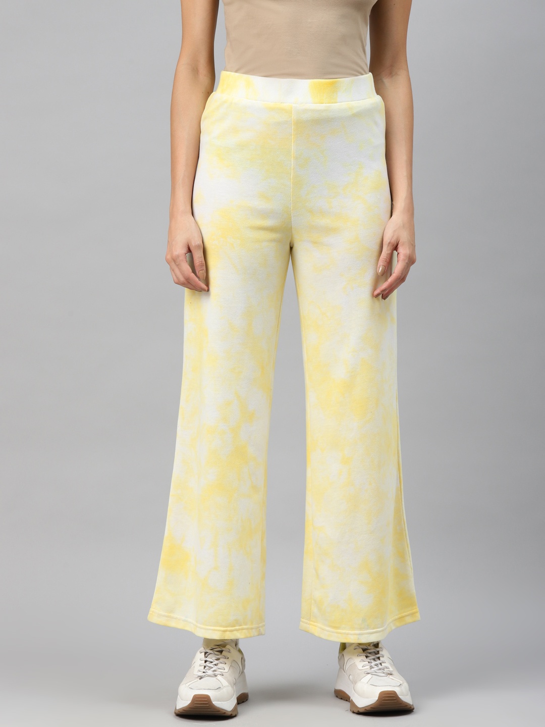 

Laabha Women Yellow Cotton Tie Dye Stylish Track Pant